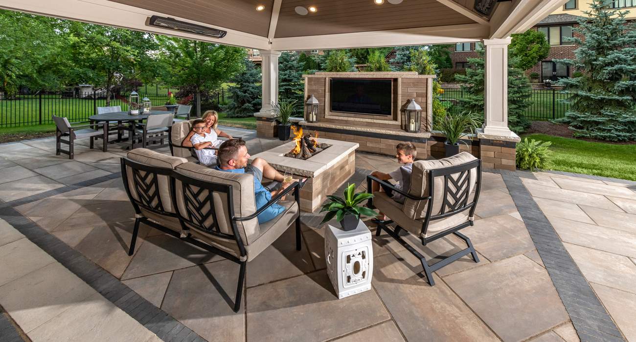 When You’re Stuck Choosing Between Concrete and Pavers